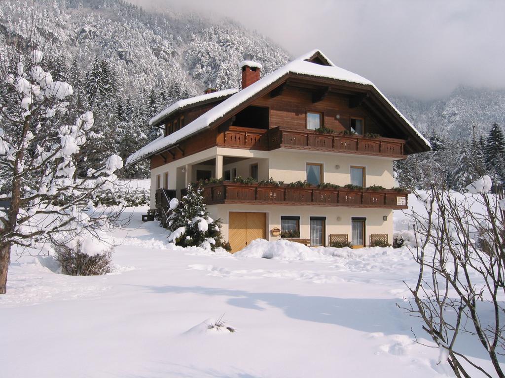Haus Assinger Apartment Хермагор Екстериор снимка