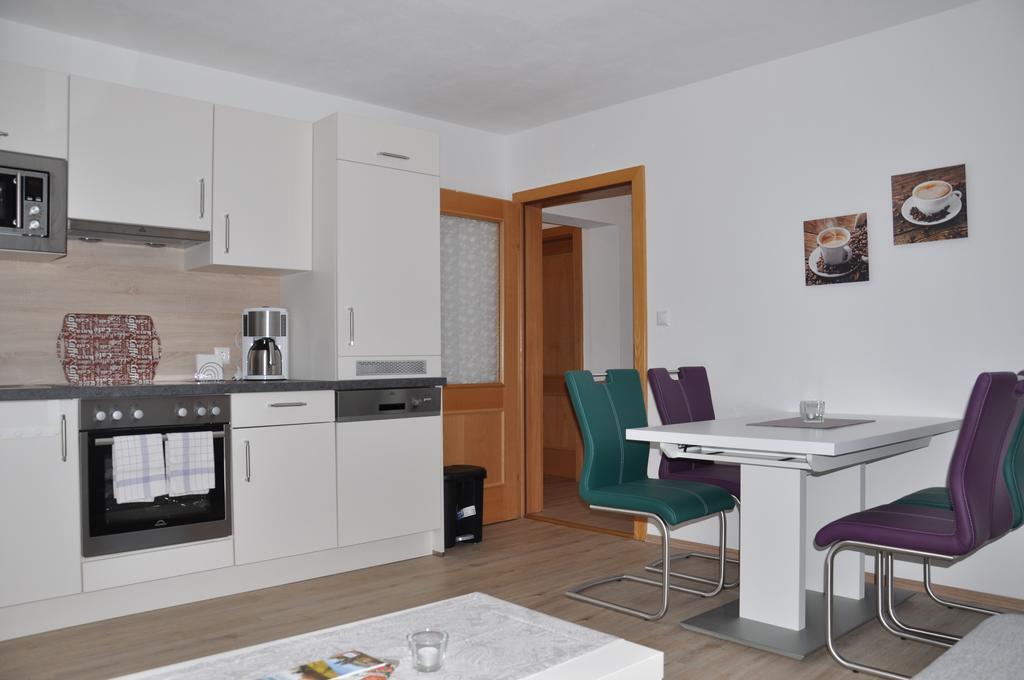 Haus Assinger Apartment Хермагор Екстериор снимка
